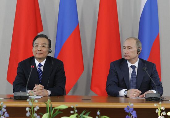 Vladimir Putin visits North-western Federal District