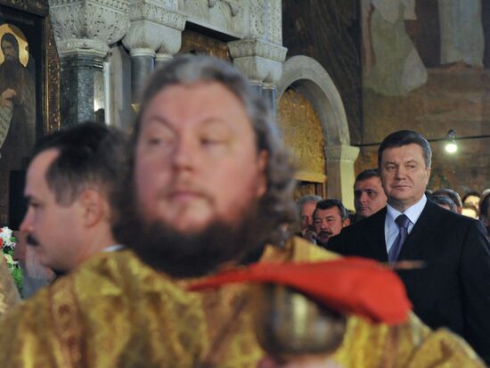 Viktor Yanukovych at refectory of Kiev Pechersk Lavra