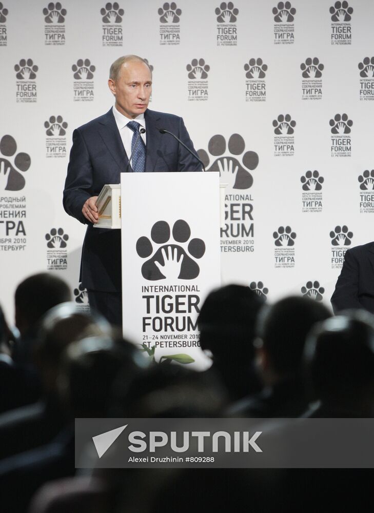 Vladimir Putin visits North-Western Federal District