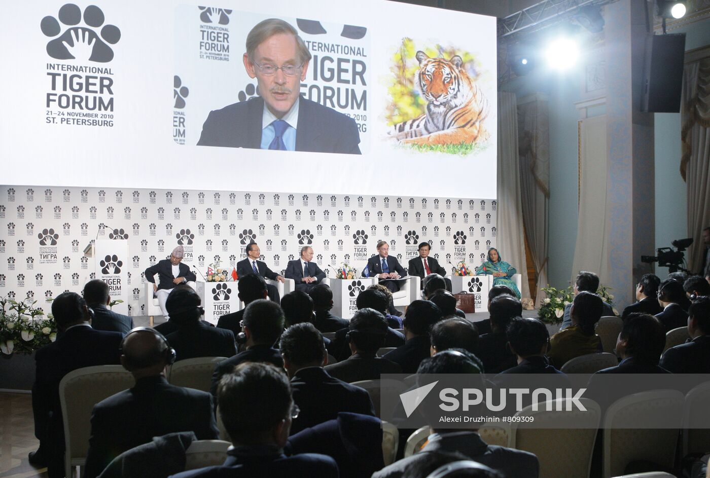 Vladimir Putin visits North-Western Federal District