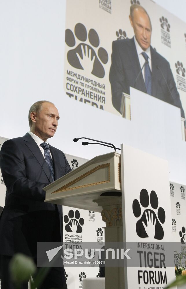 Vladimir Putin visits North-Western Federal District