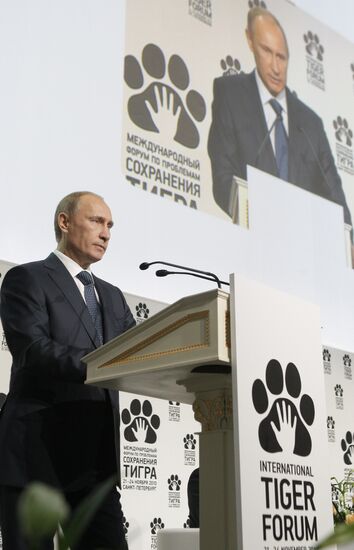 Vladimir Putin visits North-Western Federal District