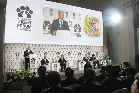 Vladimir Putin visits North-Western Federal District