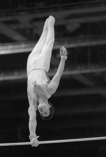 Gymnast Vladimir Artyomov at competition