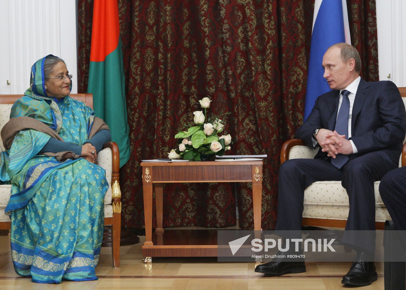 Vladimir Putin meets with Hasina Wazed