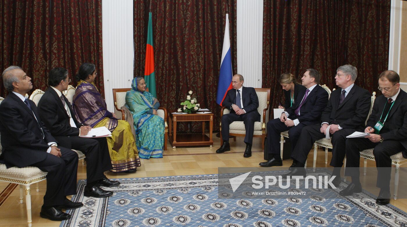 Vladimir Putin meets with Hasina Wazed