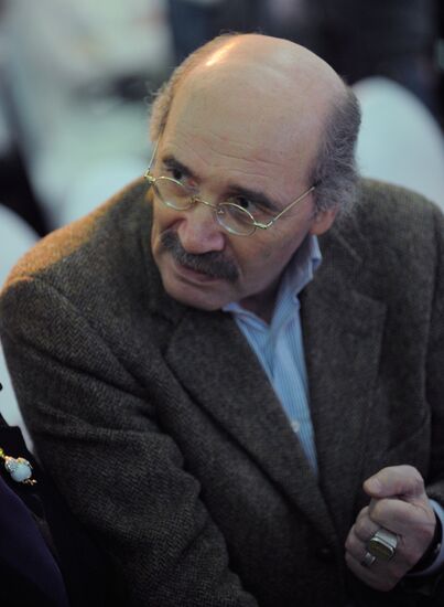 Alexander Kabakov