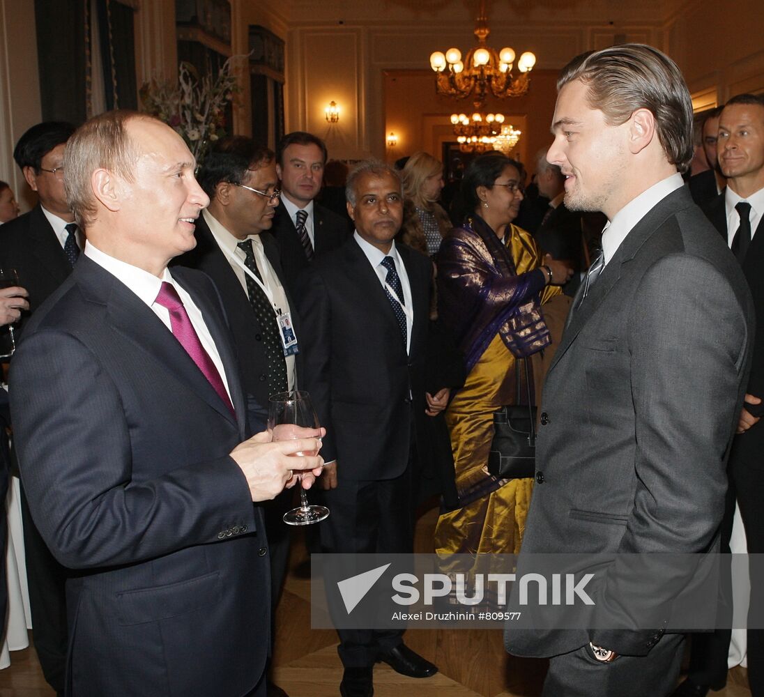 Vladimir Putin meets with Leonardo DiCaprio in St.Petersburg