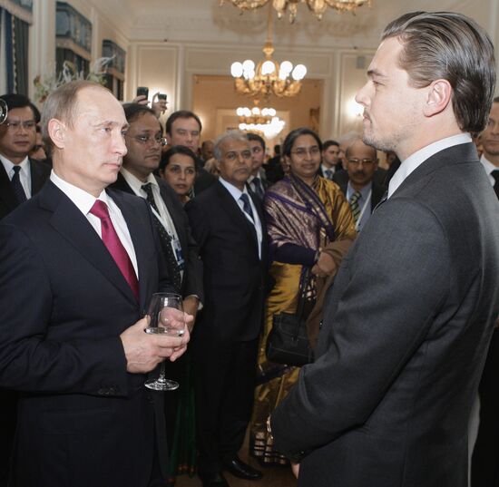 Vladimir Putin meets with Leonardo DiCaprio in St.Petersburg