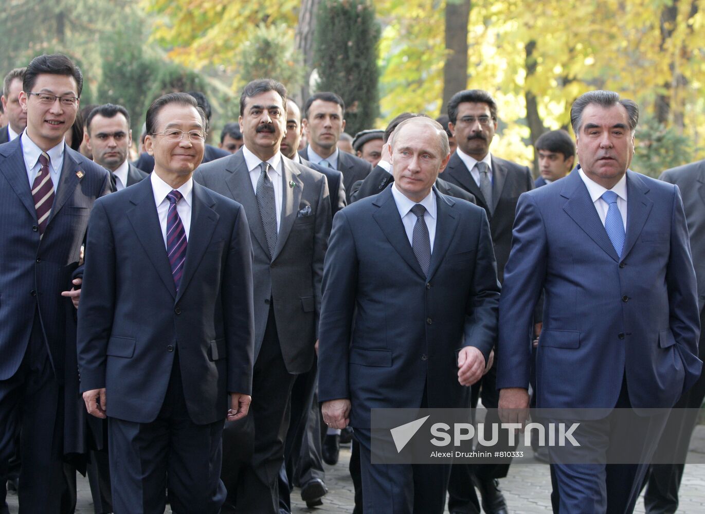 Wen Jiabao, Vladimir Putin and Emomali Rakhmon