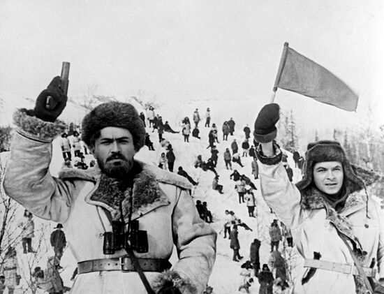 Film 'Daleko ot Moskvy' aka "Far from Moscow"
