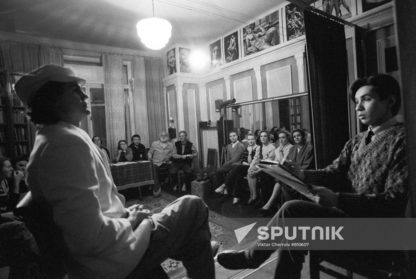 Artists of Theatre Studio "Harmony" rehearsing