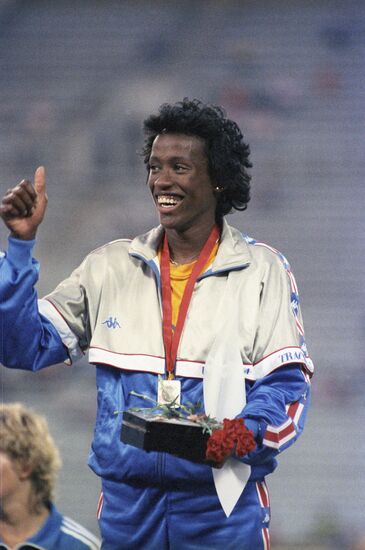 Jackie Joyner, heptathlon winner
