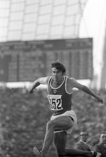 Trackman Viktor Saneyev