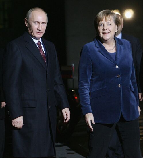 Vladimir Putin visits Germany