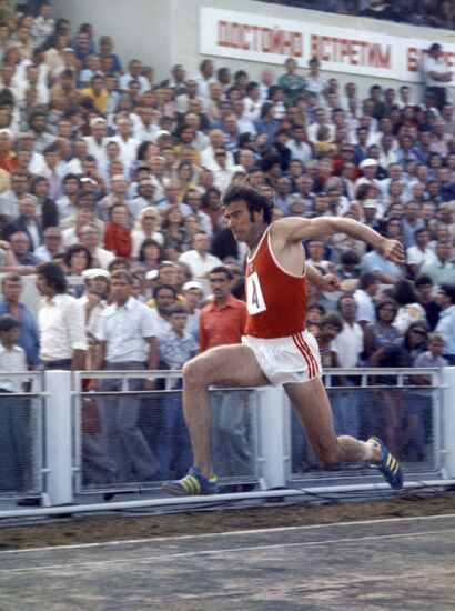 Soviet athlete Viktor Saneyev