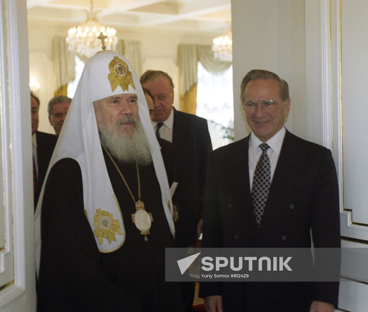 Patriarch Alexy II and former Yugoslav premier Milan Panic