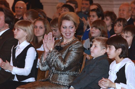 Svetlana Medvedev attends gala concert of young performers