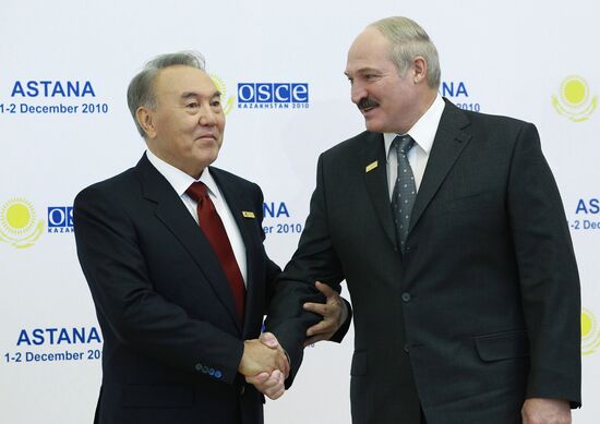Nursultan Nazarbayev and Alexander Lukashenko