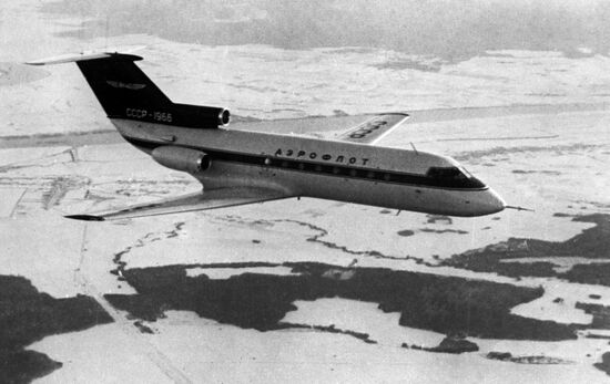Yak-40