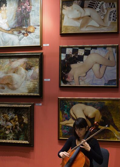 2010 Art Manezh international fine art fair kicks off in Moscow