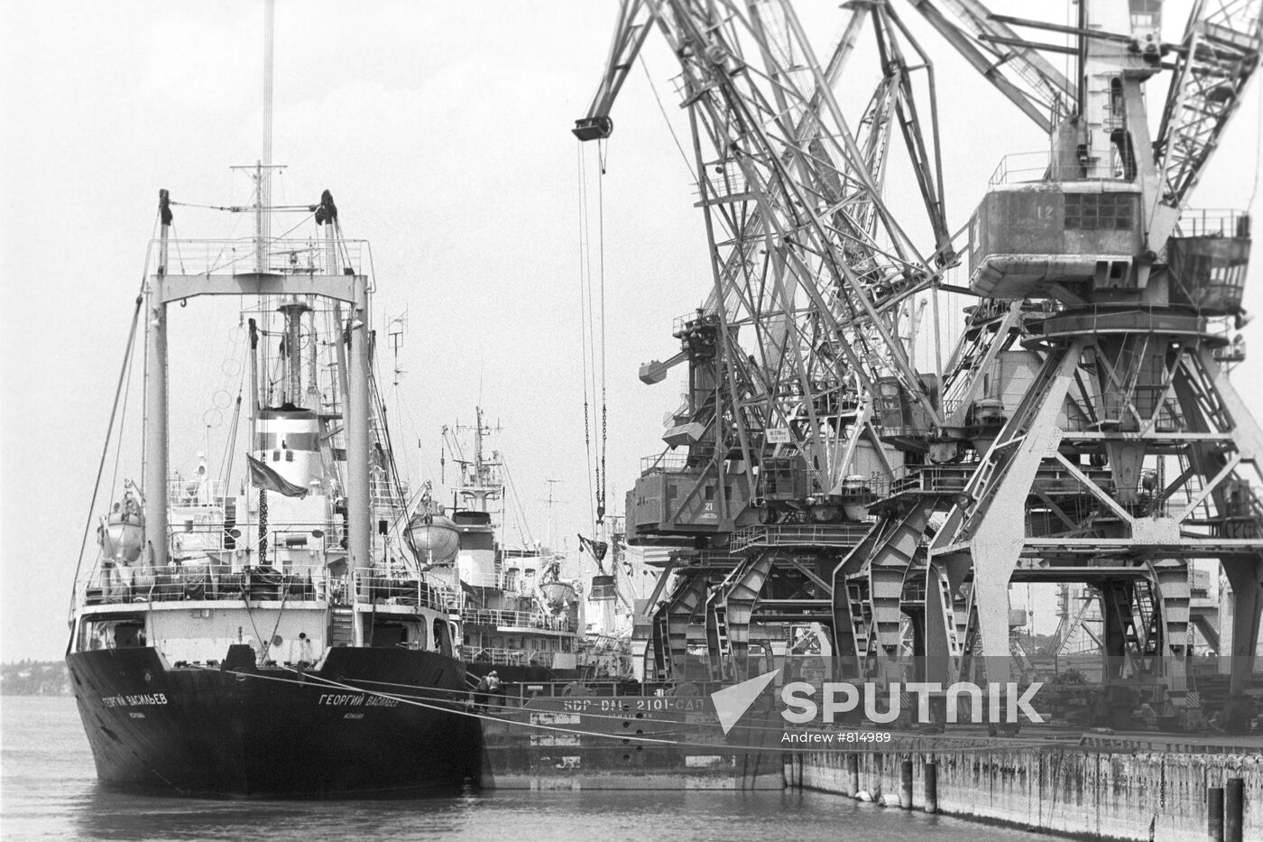 Izmail sea port