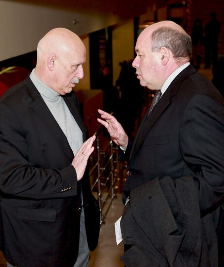 Dmitry Barshchevsky and Mikhail Shvydkoi
