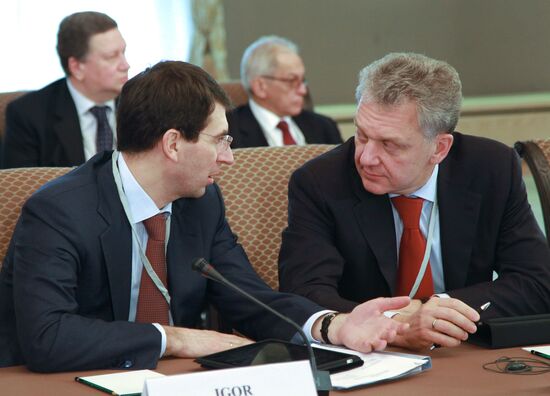 Igor Schegolev, Viktor Khristenko