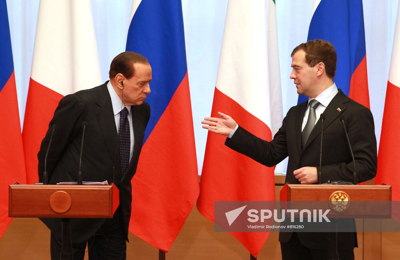 Dmitry Medvedev, Silvio Berlusconi