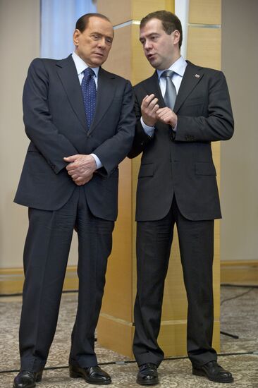 Medvedev, Berlusconi meet in Sochi