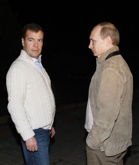 Dmitry Medvedev and Vladimir Putin hold informal meeting