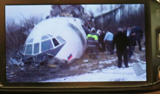 Two dead in Tu-154 emergency landing at Moscow airport