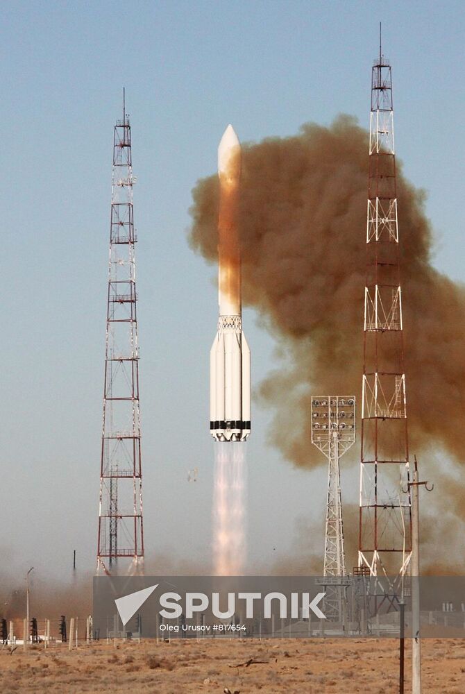 Proton-M carrier rocket with three Glonass-M satellites