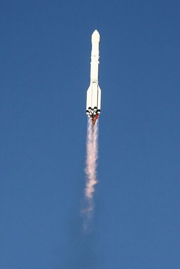 Proton-M carrier rocket with three Glonass-M satellites