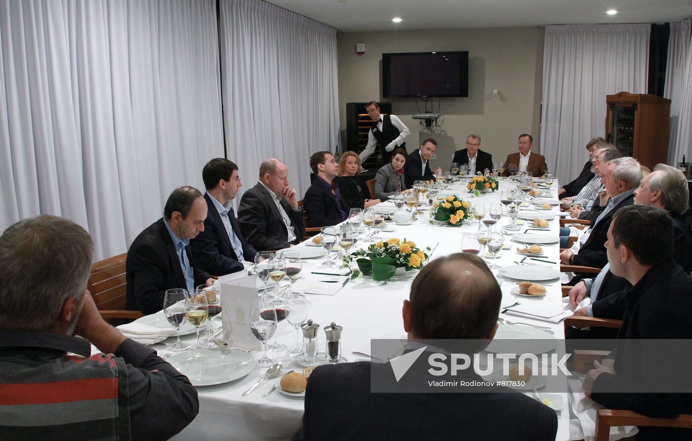 Dmitry Medvedev meets with mass media editors in chief