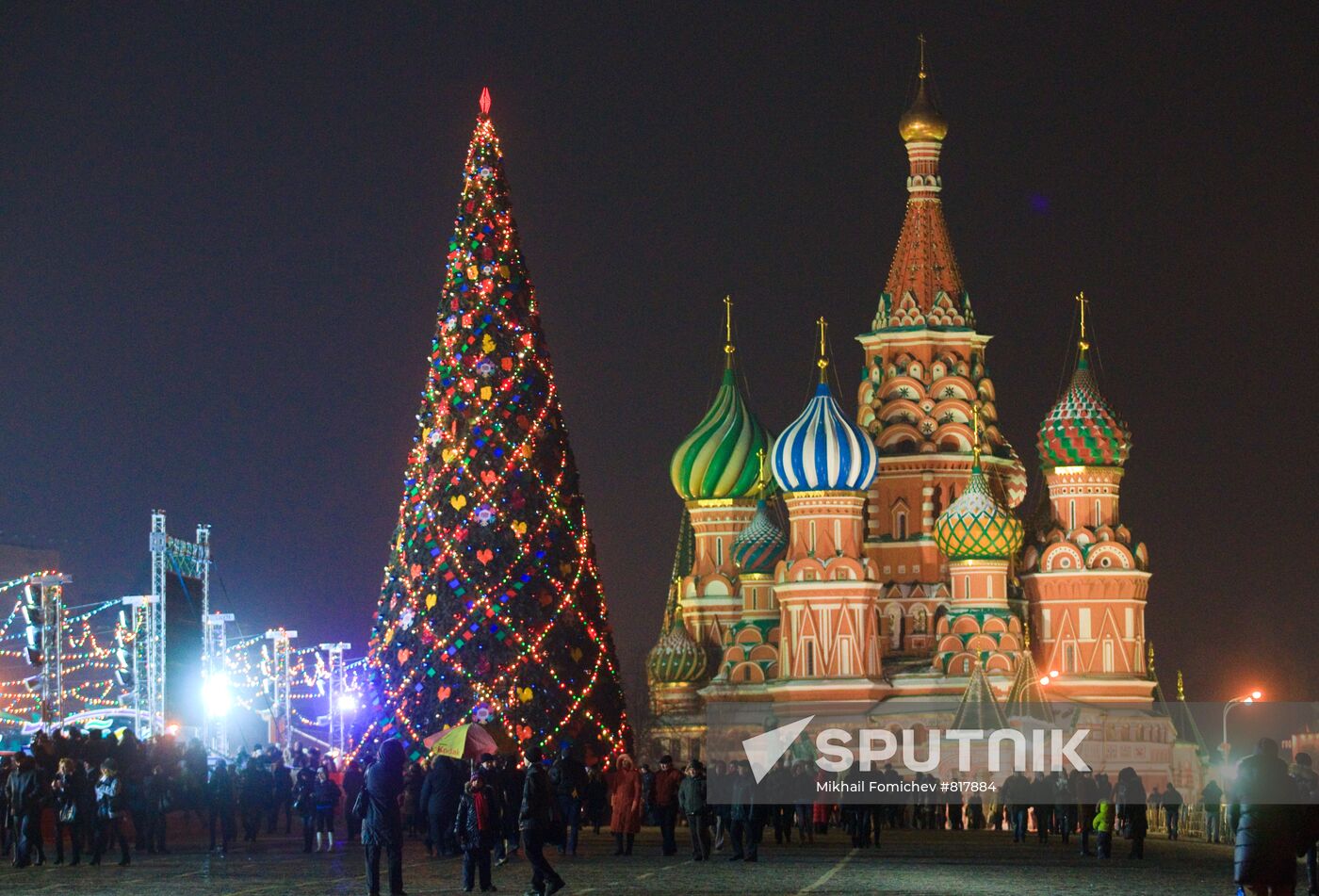 Moscow gets ready for New Year