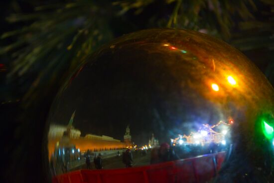 Moscow gets ready for New Year