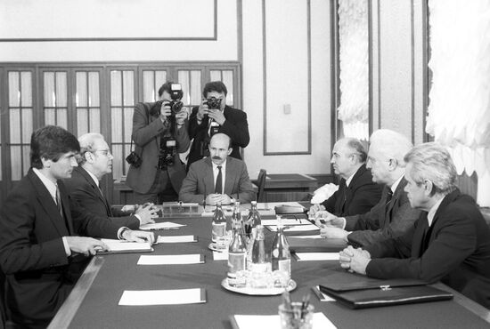 Visit of Javier Perez de Cuellar to the USSR