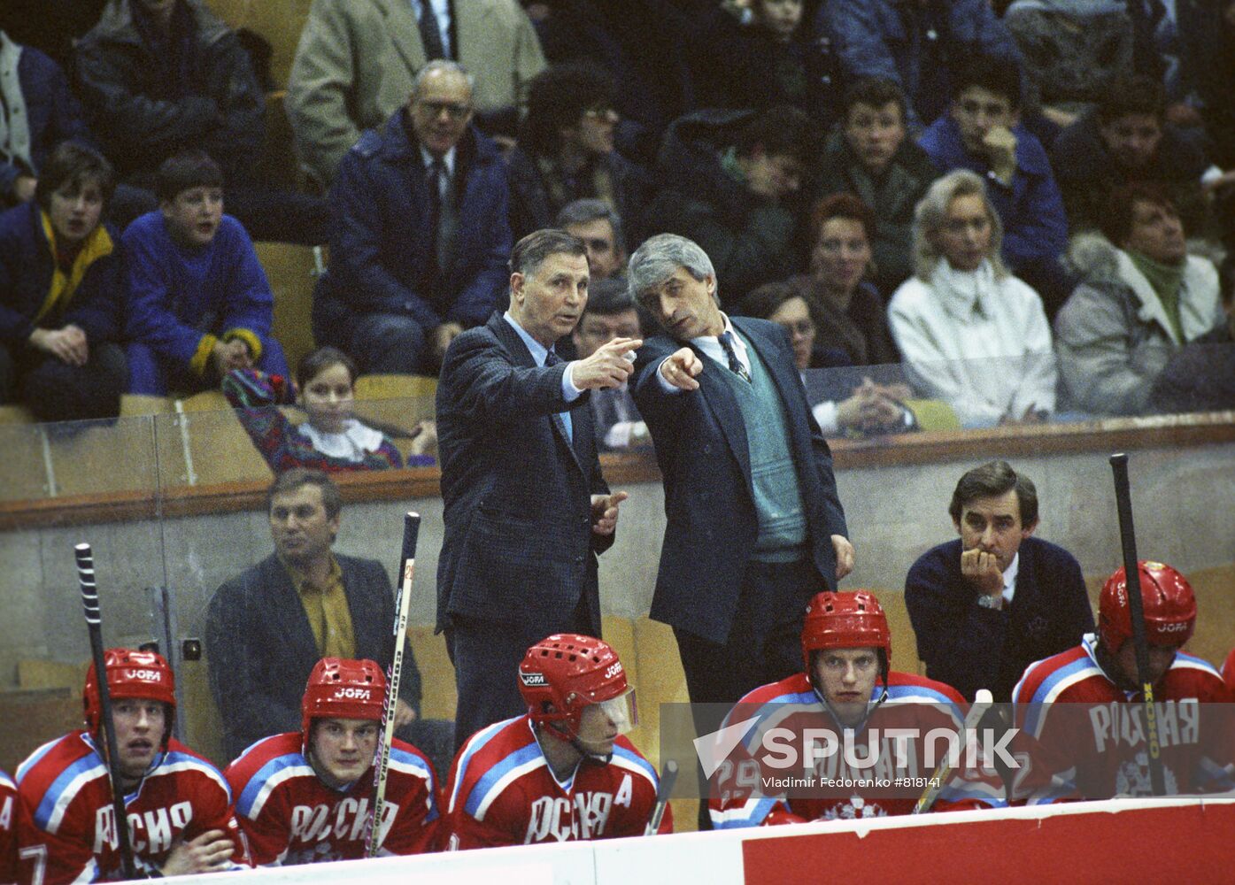 Russian hockey team's coaches V.Tikhonov and I.Dmitriev