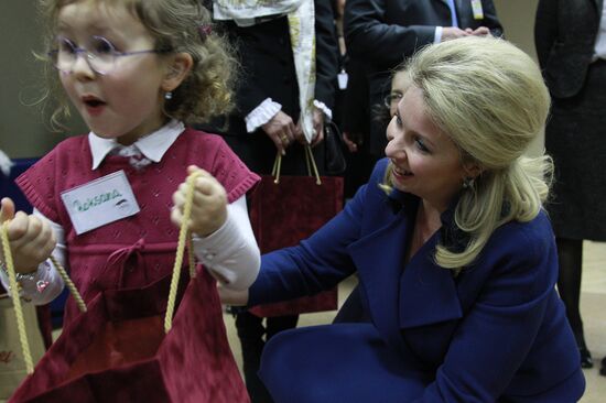 Svetlana Medvedev at International Center of Hearing and Speech