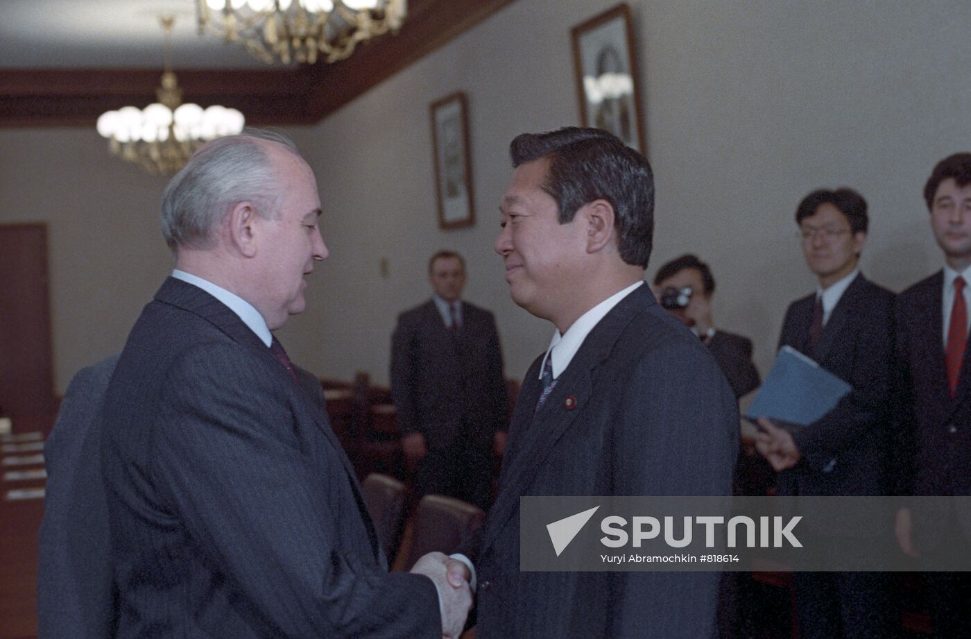 Mikhail Gorbachev, Ichiro Ozawa