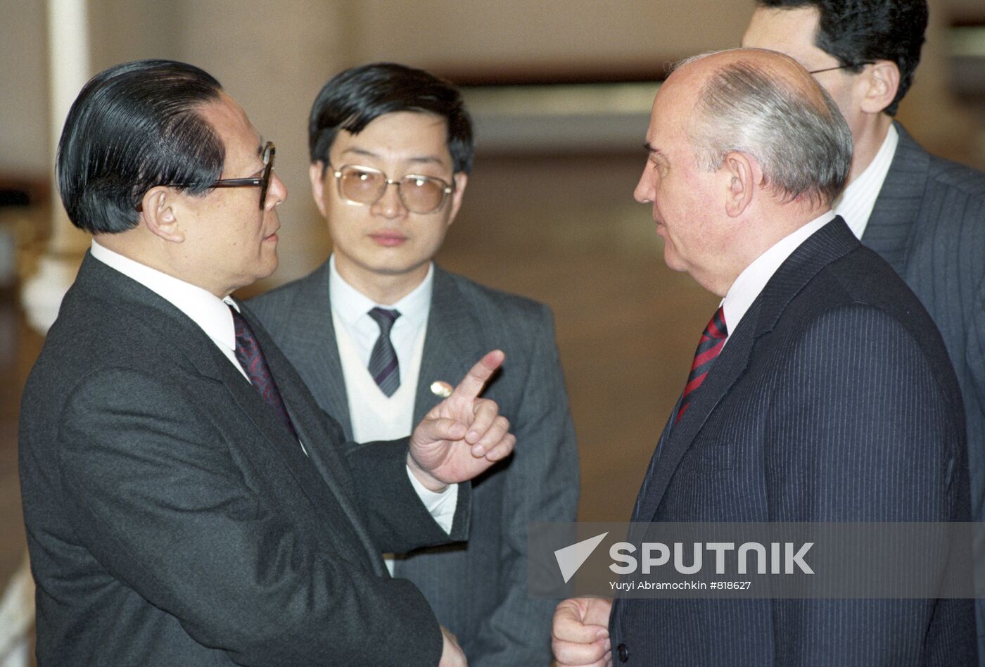 Mikhail Gorbachev, Jiang Zemin