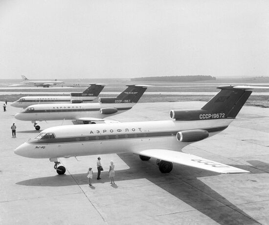 Yakovlev Yak-40 airliners