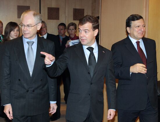 Dmitry Medvedev arrives in Brussels for Russia-EU summit