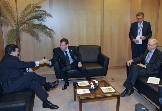 Dmitry Medvedev arrives in Brussels for Russia-EU summit