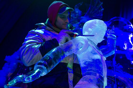 Ice sculpture display opens at Moscow's Sokolniki park