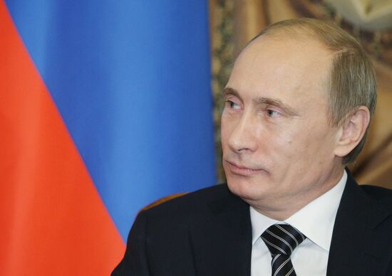 Vladimir Putin meets with François Fillon