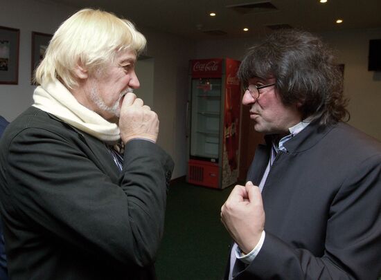 Press conference on Triumph Prize Winners