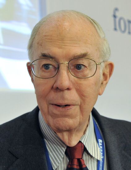 Harold Saunders