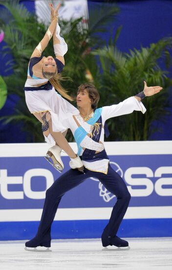Yekaterina Pushkash and Jonathan Guerreiro